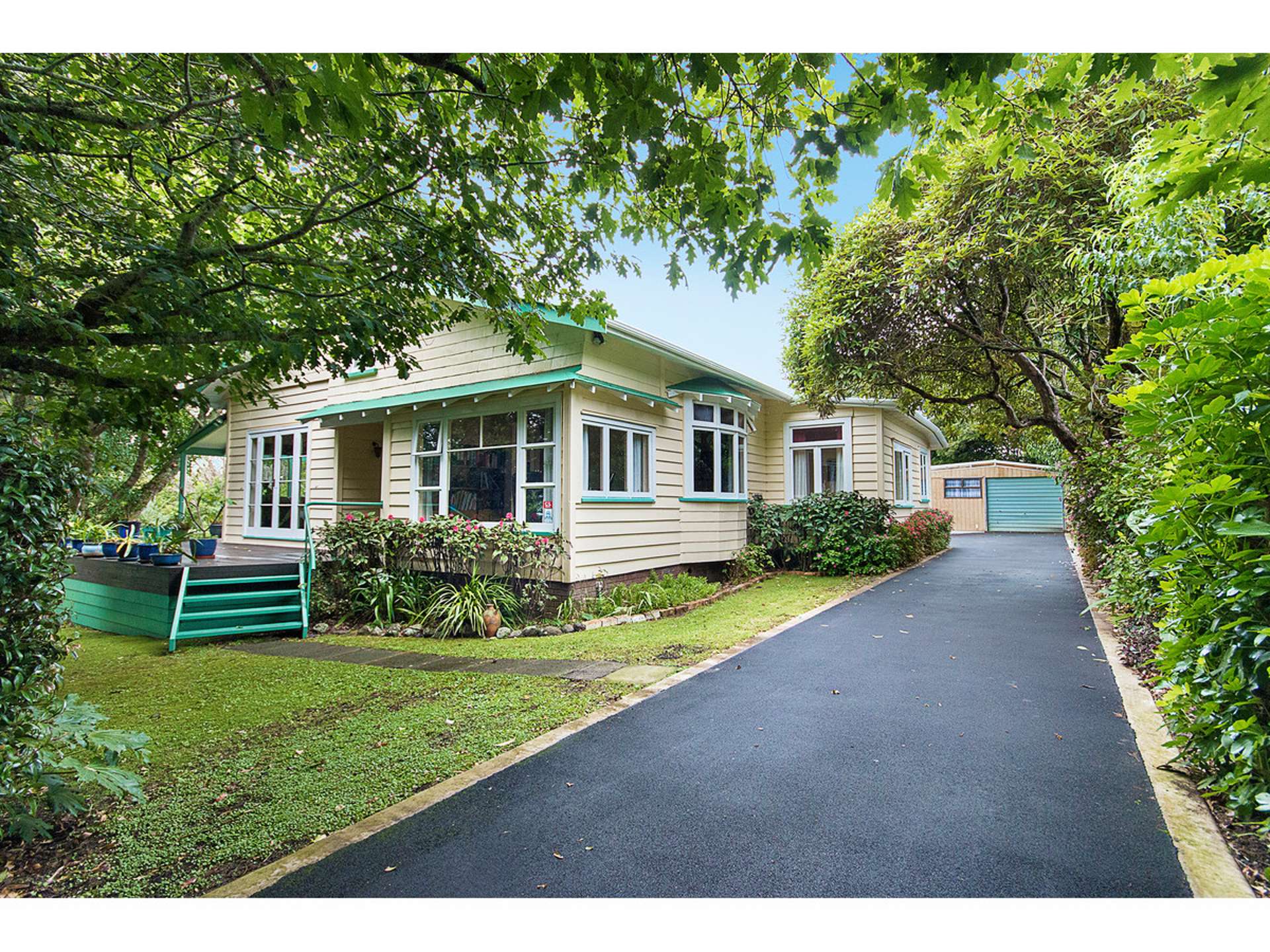 2142 Awhitu Road Pollok_0