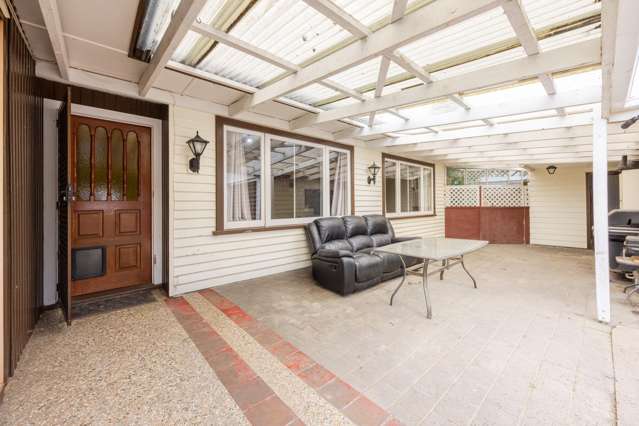 11 Holden Avenue Haumoana_1