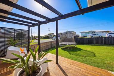 1/11 Kia Ora Road_4