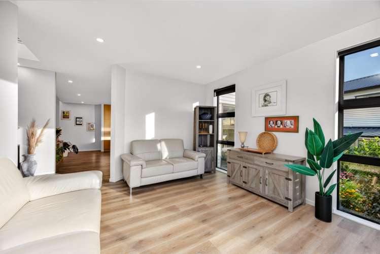 6 Whale Bay Rise Gulf Harbour_8