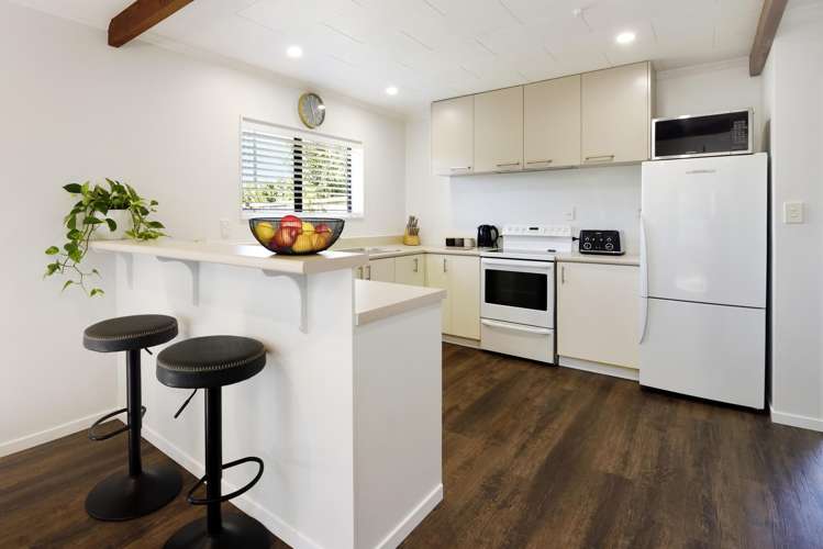 24 Starveall Street Brightwater_2