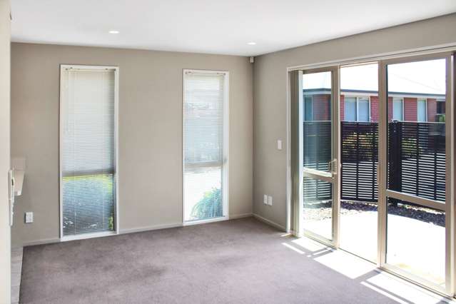 4F Railway Terrace 1554_2