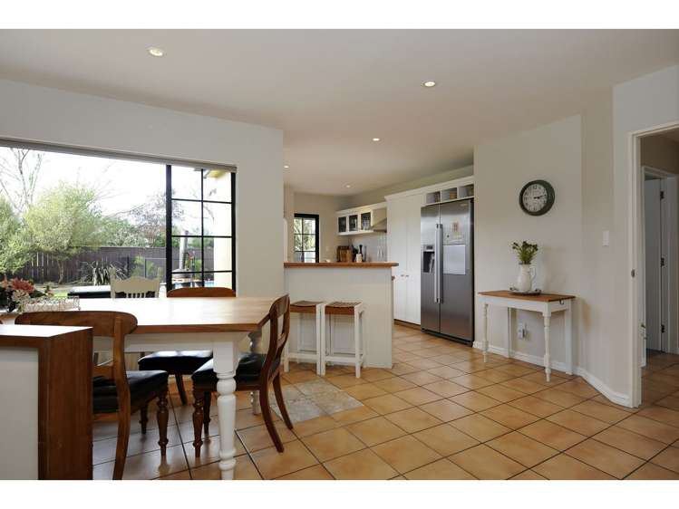 22 Malthouse Crescent Brightwater_4