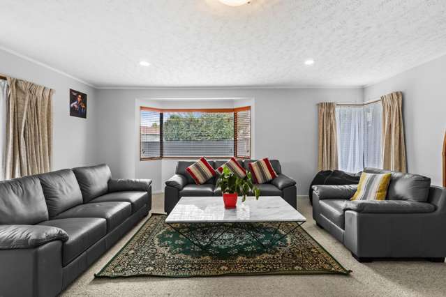 1311 Caroline Road Mayfair_3
