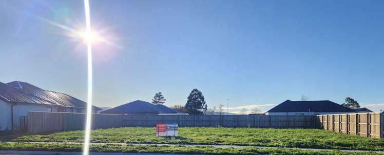 14 5 Greig Crescent Amberley_2