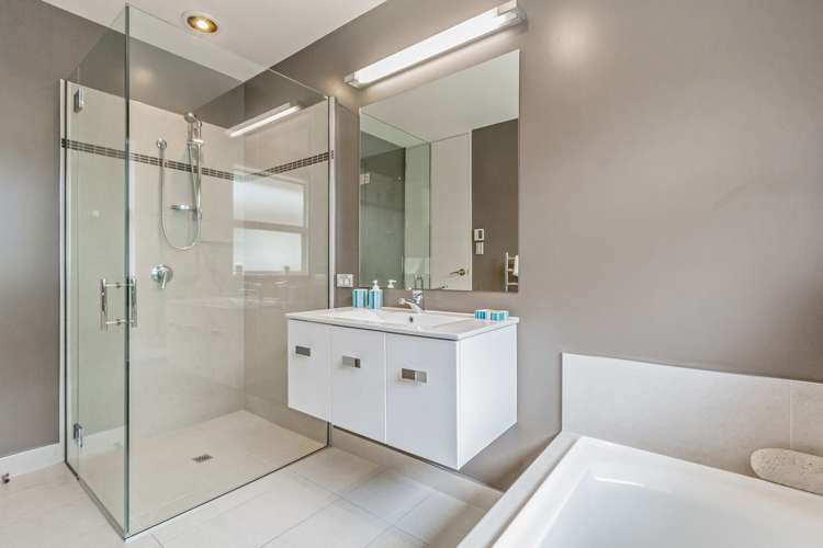 103 Tomes Road Saint Albans_18