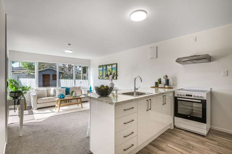 23 Waterlea Avenue Mangere Bridge_17