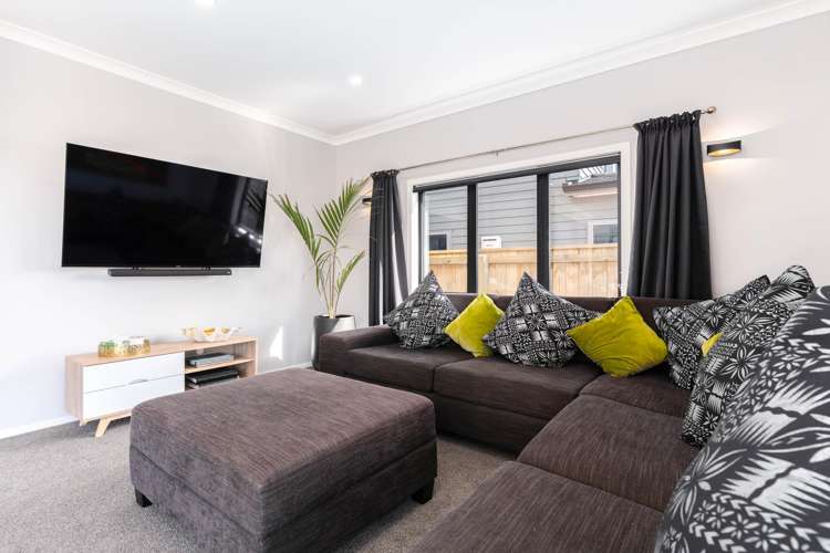 28 Queen Charlotte Drive Aotea_6