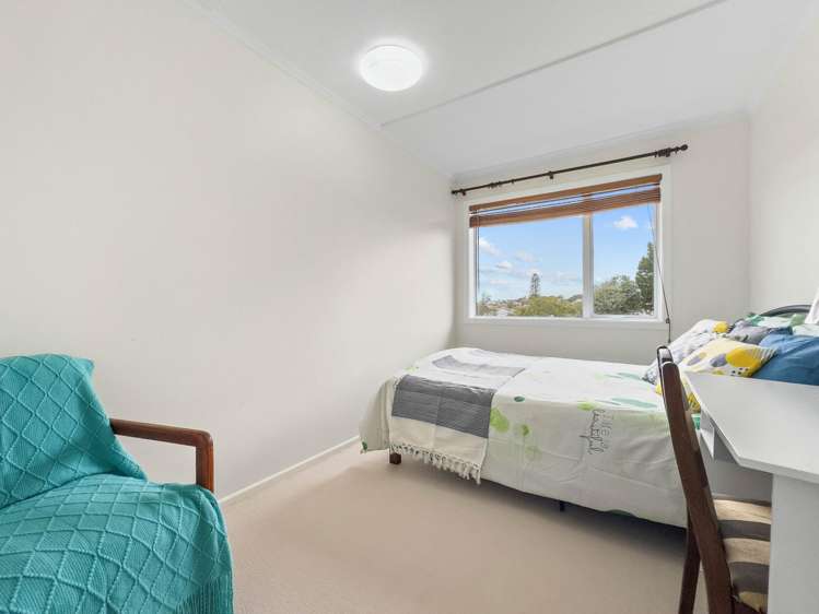 73C East Coast Road Castor Bay_31