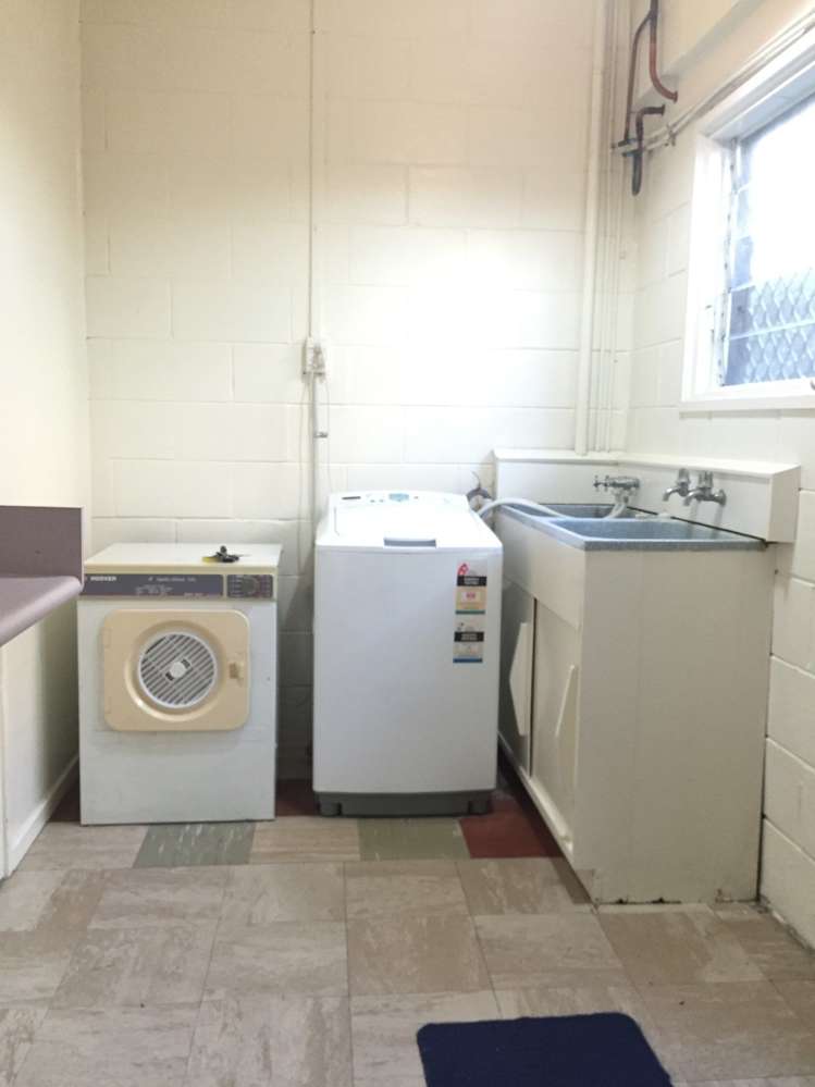 62 Te Atatu Road Te Atatu South_5