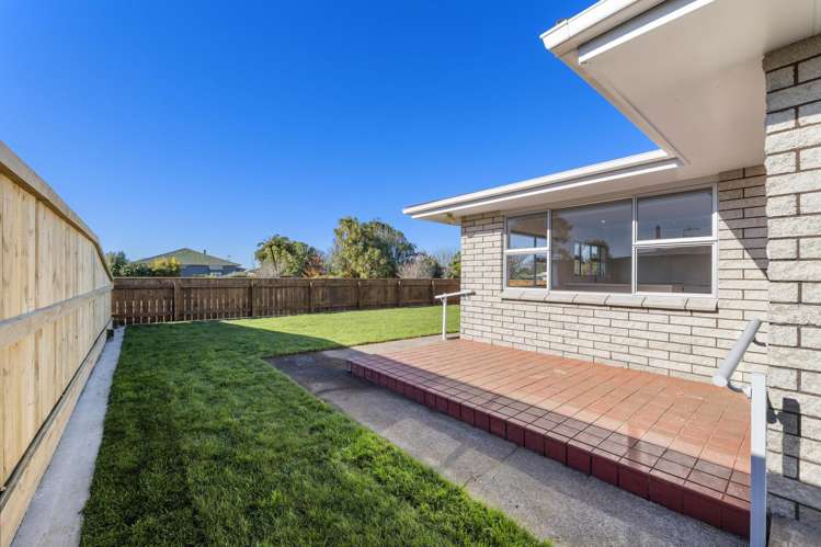 21 Orlando Street Stratford_22