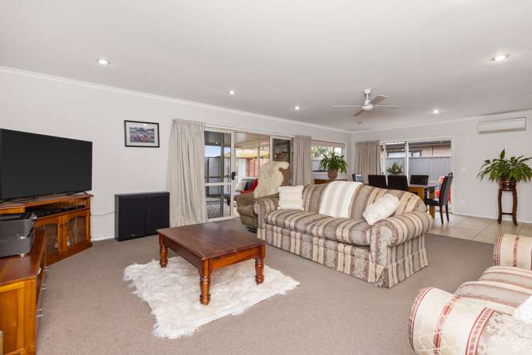 14 Mcnaughton Place Onekawa_11