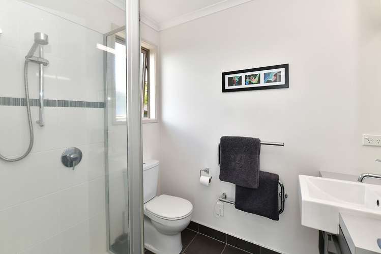 9 Seagate Place Red Beach_15