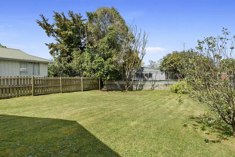 77A Lake Crescent Hamilton Lake_9