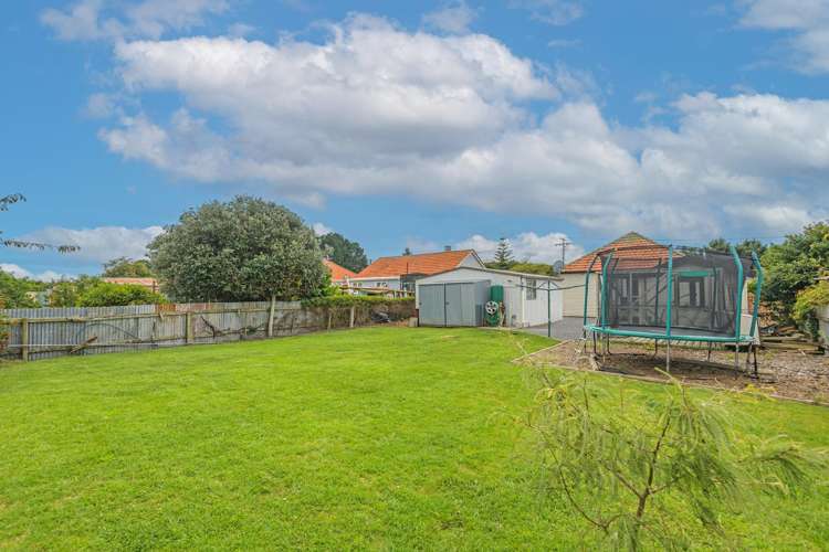 13 Hulke Street Foxton_17