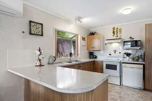 96 Unsworth Drive Unsworth Heights_1