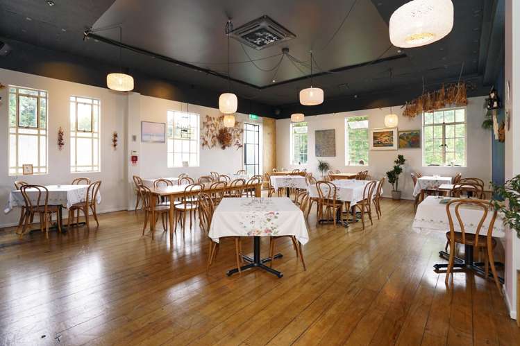 14 Anzac Parade Hamilton Central_9