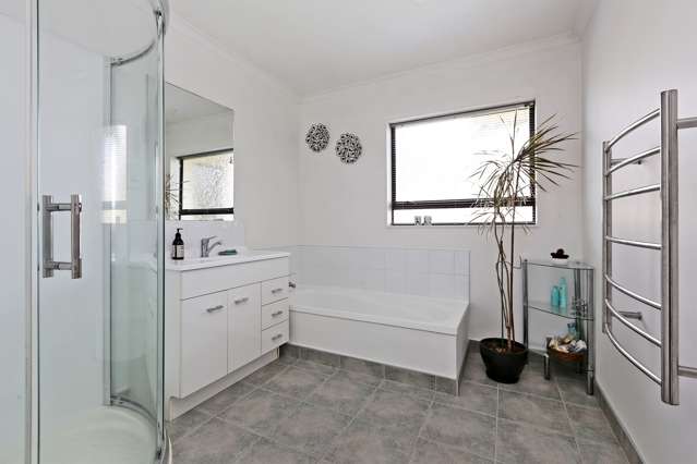 215 Mcleod Street Camberley_4