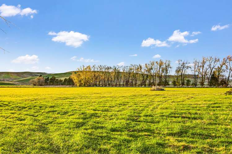 83 Hazeldine Road Waikaia_26