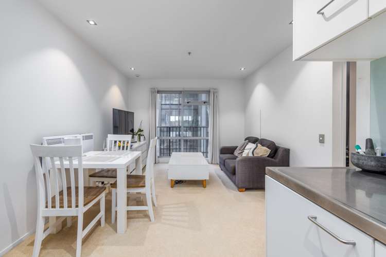21B/16 Gore Street Auckland Central_9