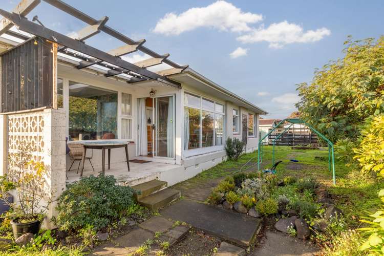 107 Pine Avenue New Brighton_12