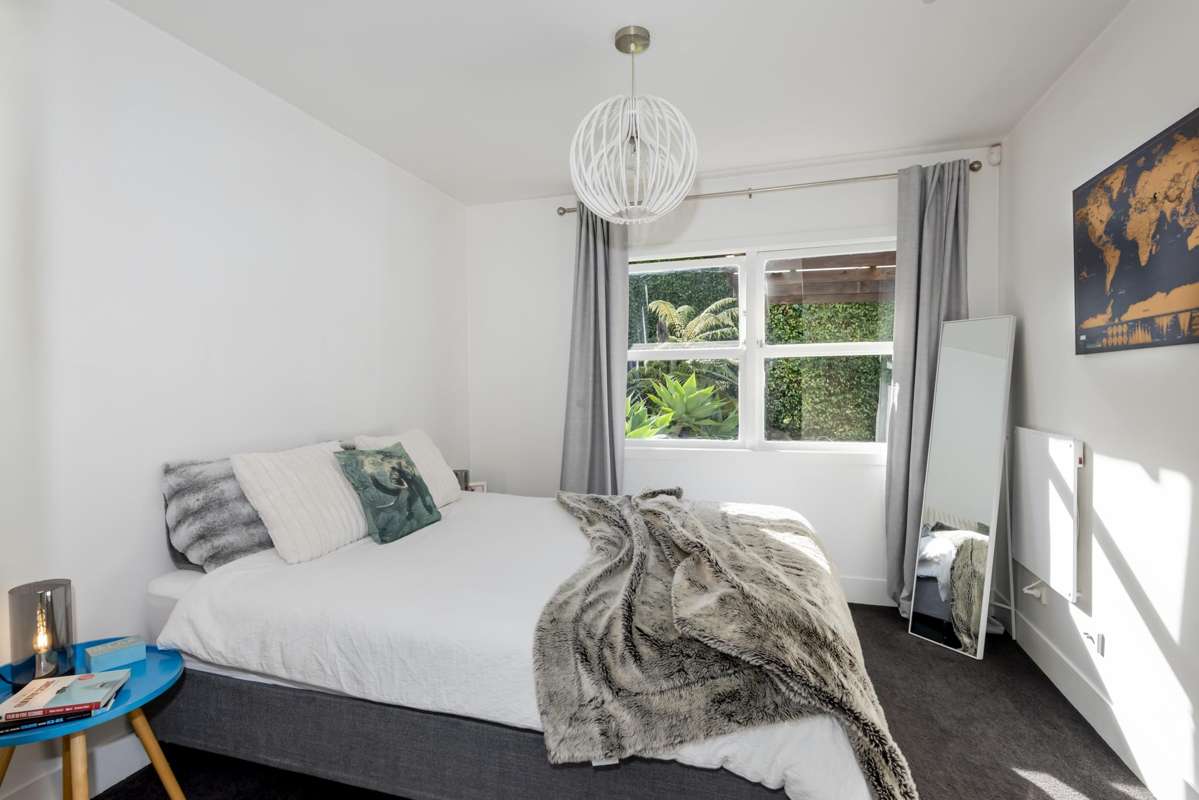 2/68 Hawera Road_5