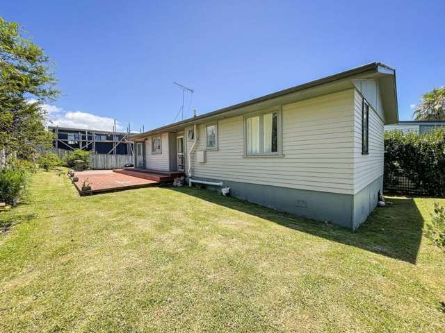 39 Fairclough Road Beach Haven_4