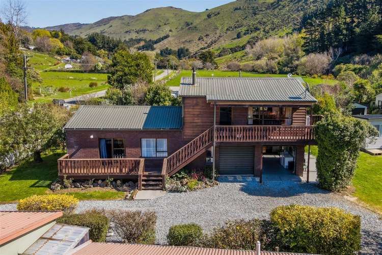 583 Little Akaloa Road Little Akaloa_1