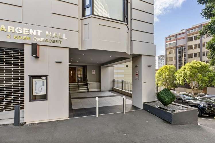 8a/2 Eden Crescent Auckland Central_10