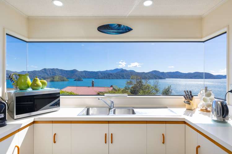 310 Port Underwood Road Whatamango Bay_14