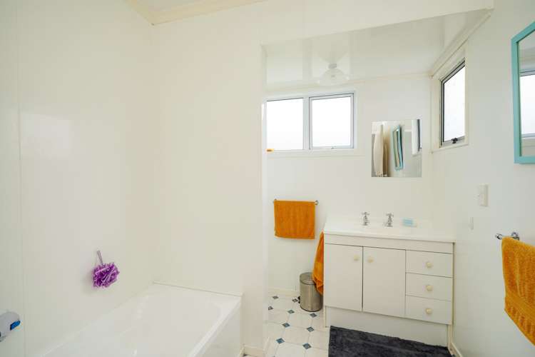 32 James Street Riverton_10