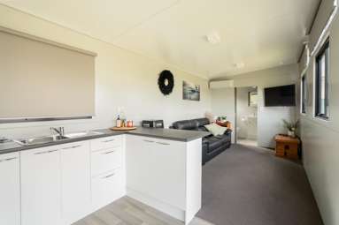2/736 Acacia Bay Road_2