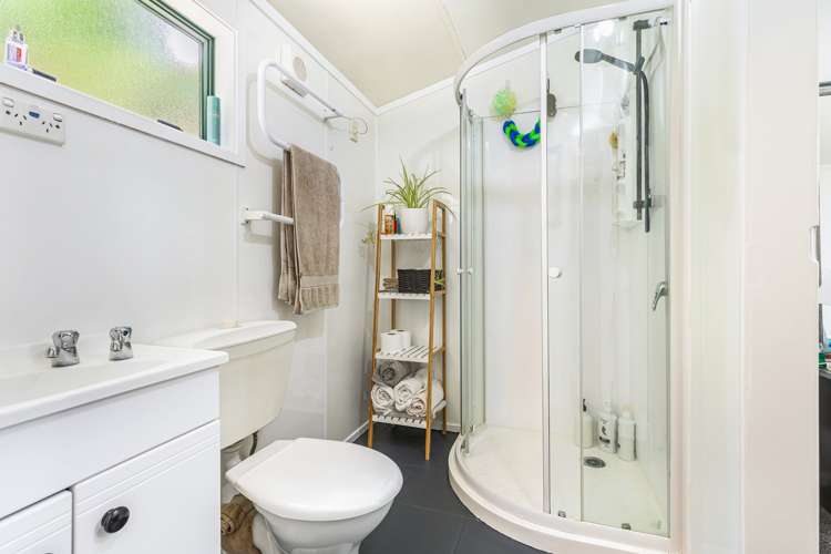 92 Scenic Drive Titirangi_8