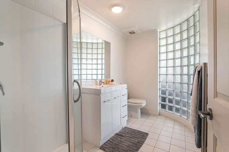 22 Marellen Drive Red Beach_21