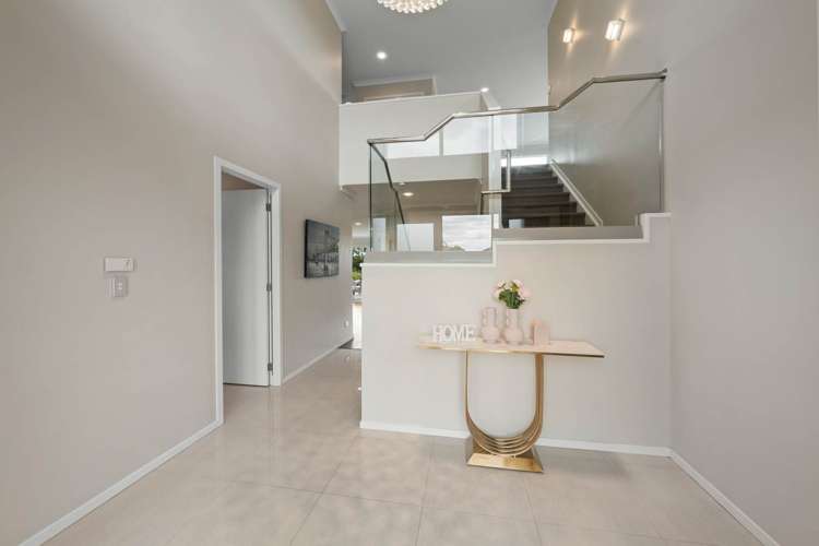 5 Iwinuku Crescent Wattle Downs_3