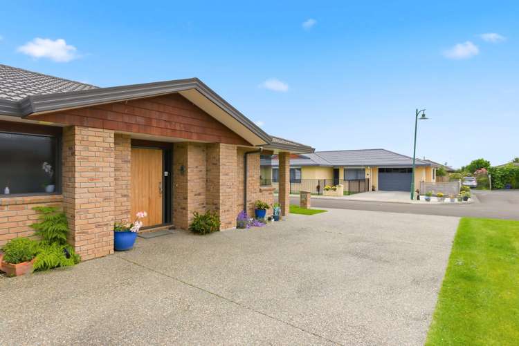 6 Campbell Grove Levin_13