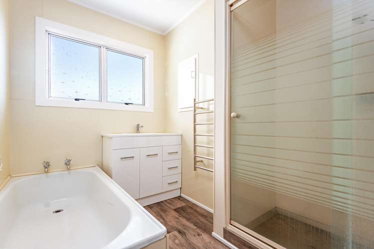 4 John F Kennedy Drive Milson_12