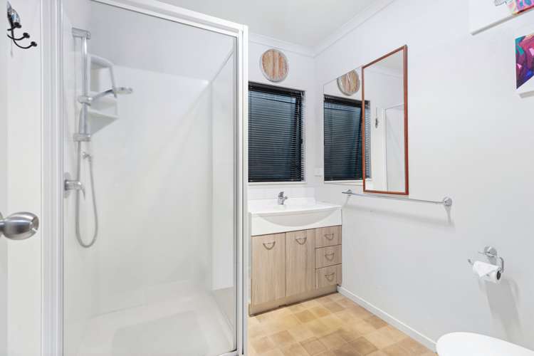 66 Village Park Drive Welcome Bay_32