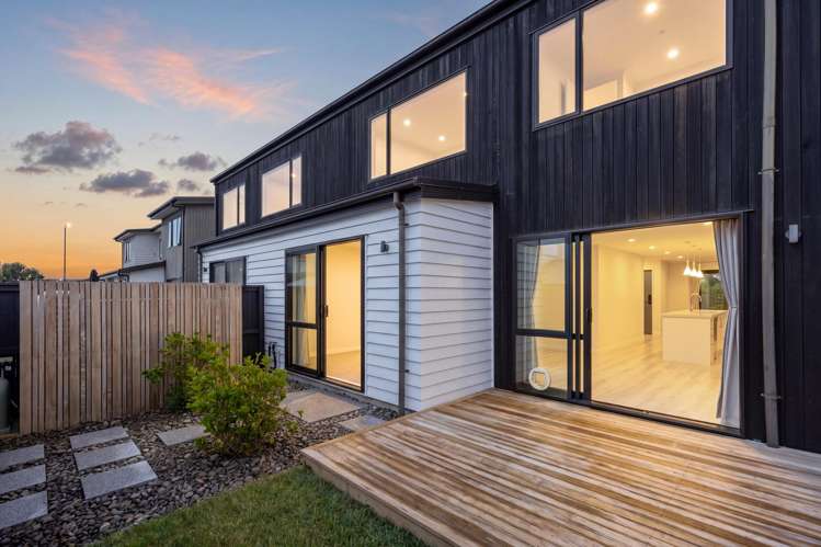8 Alexander French Close Silverdale_26