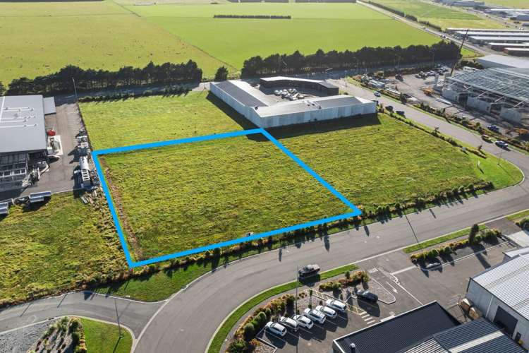 6 Henare Drive_0