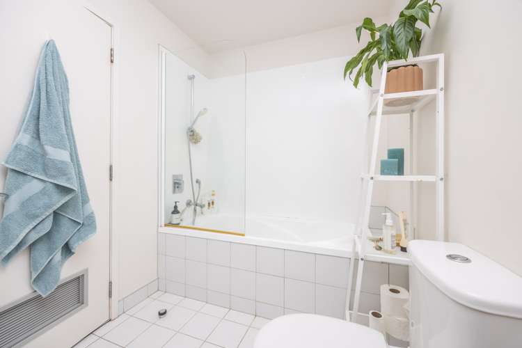 2j/16 Market Place Auckland Central_8