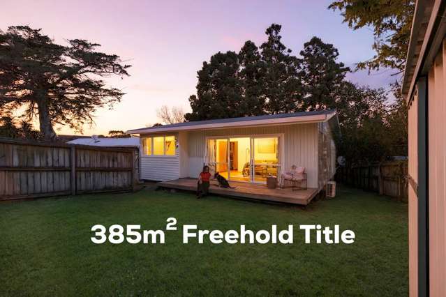 Charming Freehold Entry - 385m2