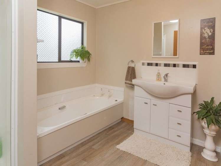 216 Win Valley Road Dovedale_7