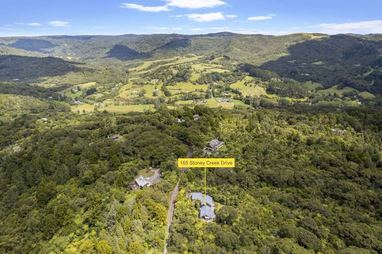 165 Stoney Creek Drive Waitakere_25