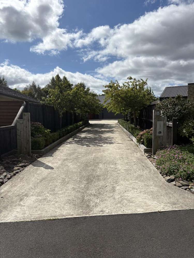 18 Dundee Road 10288_1