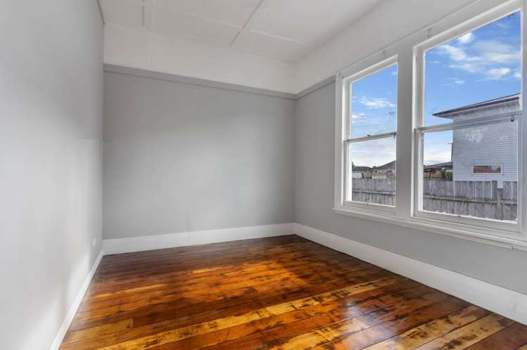 2 Collett Road Otara_5