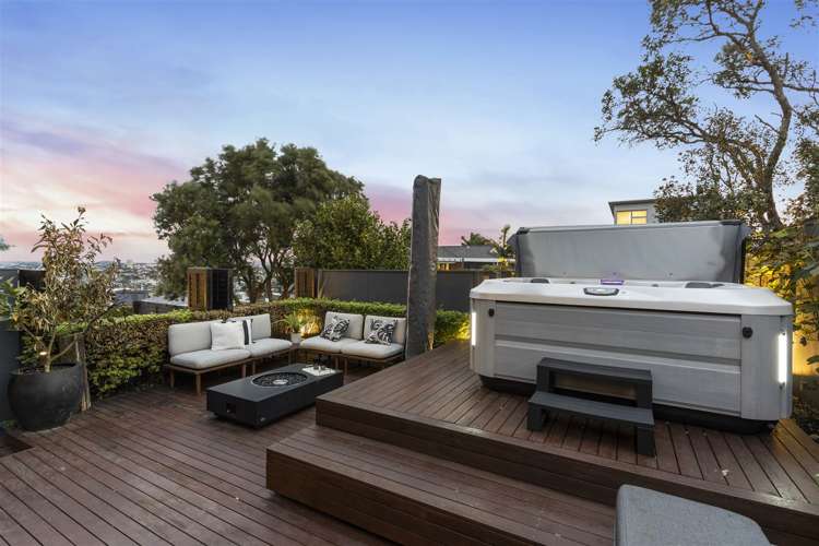 1/41 Seaview Road Castor Bay_12