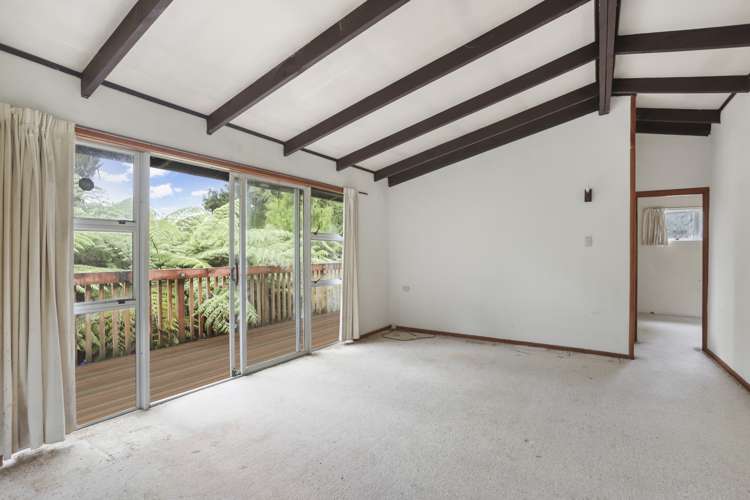 70 Rauhuia Crescent Parau_5