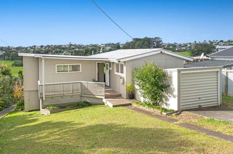 10 Rimu Road Stanmore Bay_1