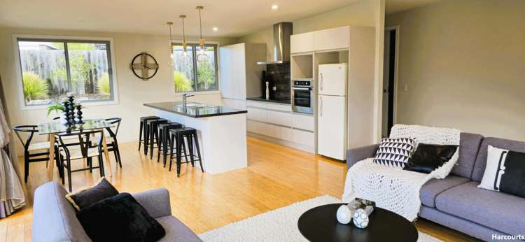 5 Paramount Way Mapua_1